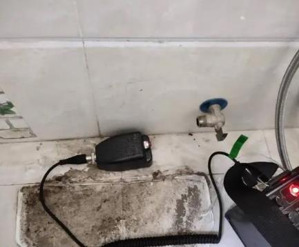 安阳市屋顶漏水维修公司分享下卫生间漏水的危害及解决方法